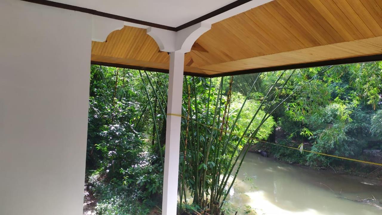 Sugi House Toraja - Villa Penginapan Sewa Harian Rantepao Bagian luar foto