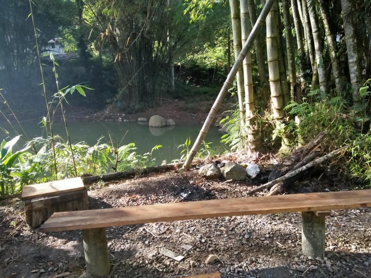 Sugi House Toraja - Villa Penginapan Sewa Harian Rantepao Bagian luar foto