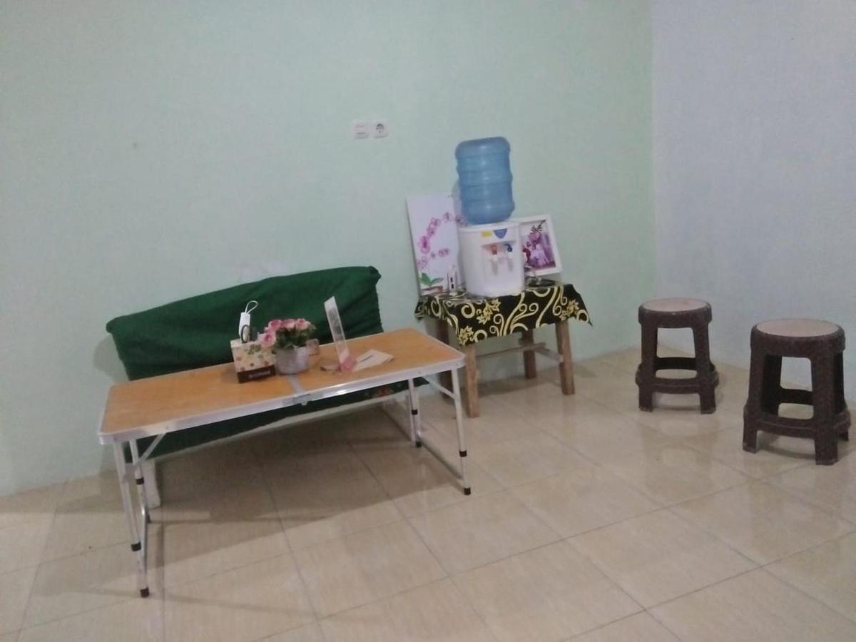 Sugi House Toraja - Villa Penginapan Sewa Harian Rantepao Bagian luar foto